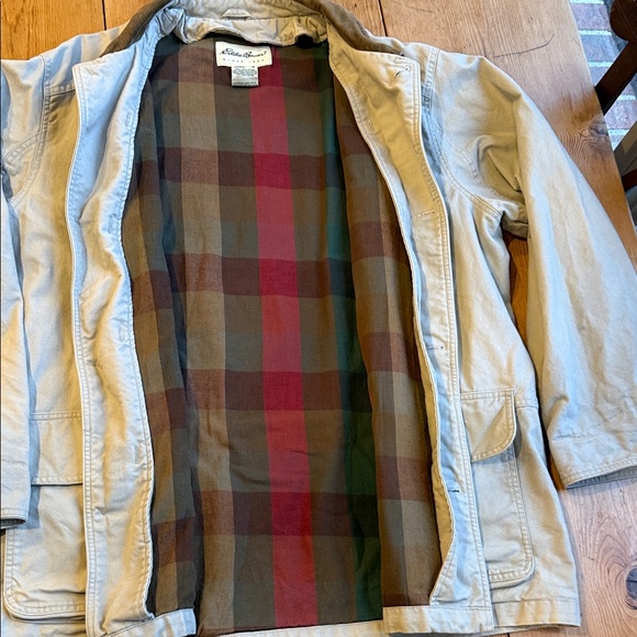 Eddie Bauer Men's Tan Barn Jacket with Brown corduroy Collar - Picture 9 of 9